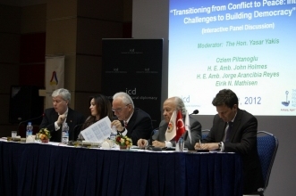 Paneldiscussion2-  Transitioning from Conflict to Peace- Internal Challenges to Building Democracy.jpg