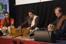 Pakistan Embassy Music Performance at the Berlin Economic Forum 2016.jpg
